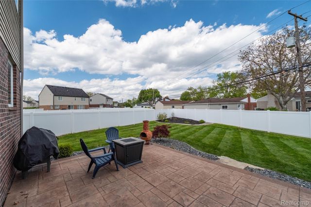 13863 Sherborn Court, Southgate, MI 48195
