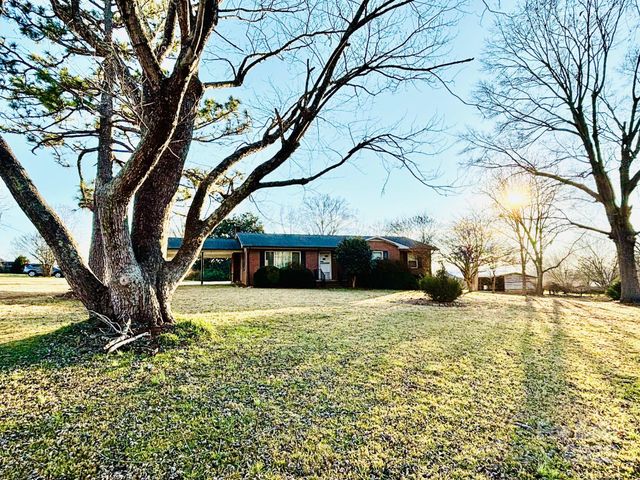 150 Old Georgia Road, Statesville, NC 28625