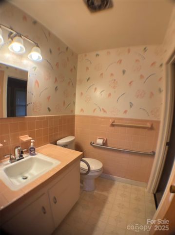 150 Old Georgia Road, Statesville, NC 28625