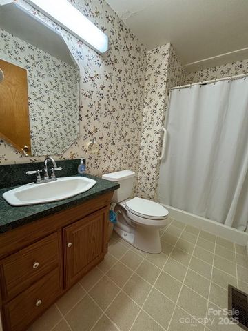 150 Old Georgia Road, Statesville, NC 28625