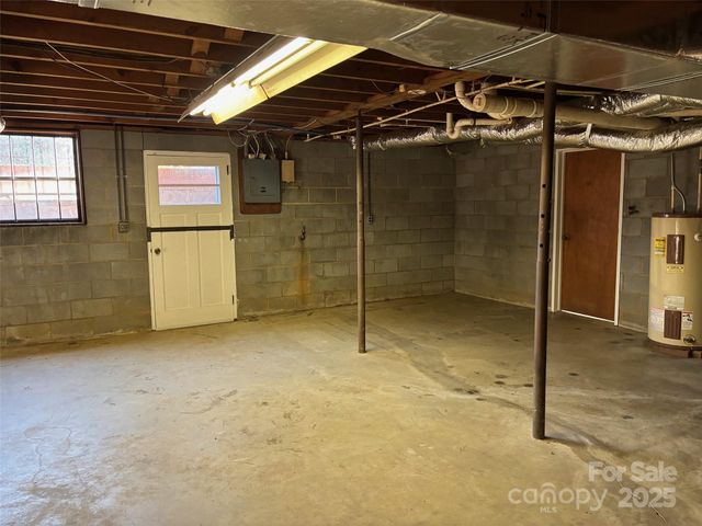 150 Old Georgia Road, Statesville, NC 28625