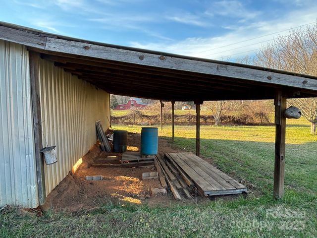 150 Old Georgia Road, Statesville, NC 28625