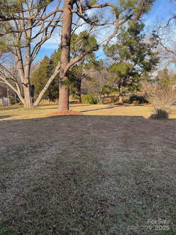 150 Old Georgia Road, Statesville, NC 28625