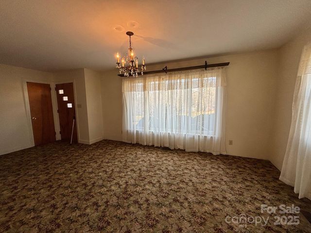 150 Old Georgia Road, Statesville, NC 28625