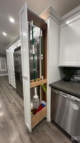 6416 Springtime Court, Bakersfield, CA 93313