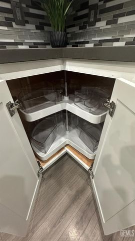 6416 Springtime Court, Bakersfield, CA 93313