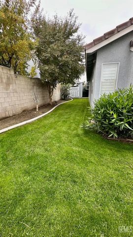 6416 Springtime Court, Bakersfield, CA 93313