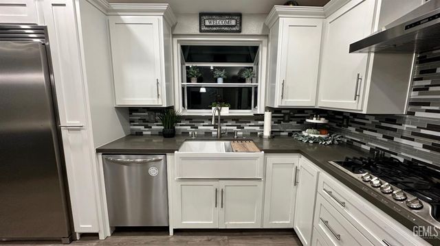 6416 Springtime Court, Bakersfield, CA 93313