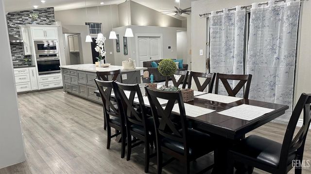 6416 Springtime Court, Bakersfield, CA 93313