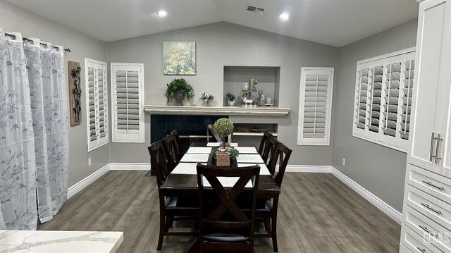 6416 Springtime Court, Bakersfield, CA 93313