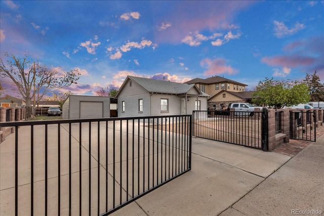 5031 Steele Street, Denver, CO 80216