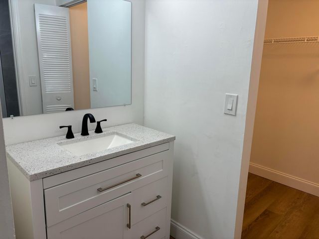 301 Olivewood Place O229, Boca Raton, FL 33431