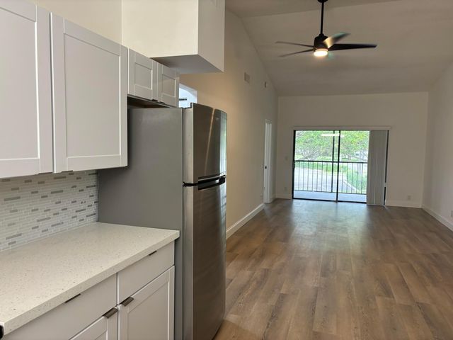 301 Olivewood Place O229, Boca Raton, FL 33431