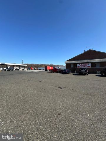 455 SHELL RD, Penns Grove, NJ 08069