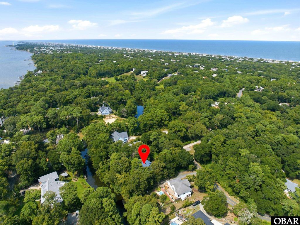 Image 35 of property listing at 7 Redbay Lane, Southern Shores, NC 27949