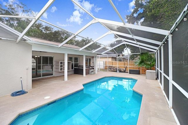3005 FOLKLORE DRIVE, Valrico, FL 33596