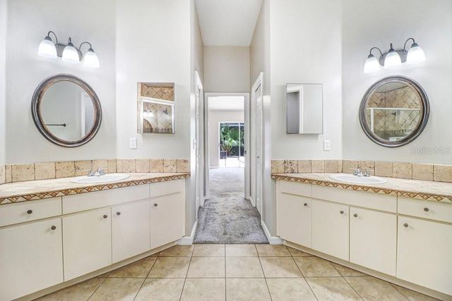 3005 FOLKLORE DRIVE, Valrico, FL 33596