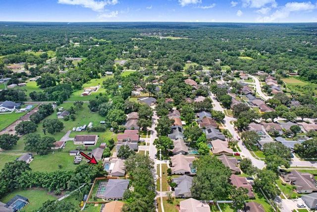 3005 FOLKLORE DRIVE, Valrico, FL 33596