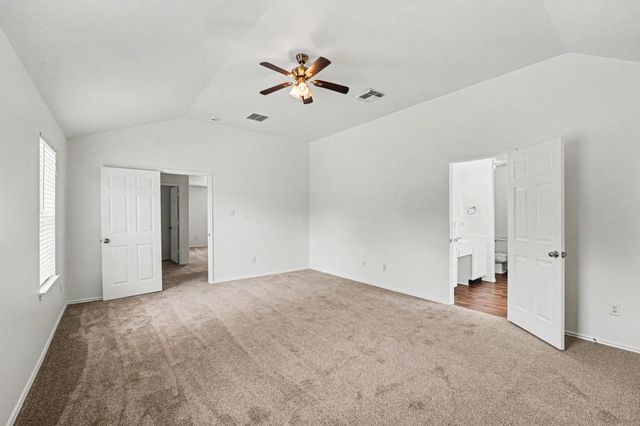 2611 Feather Green Trail, Fresno, TX 77545