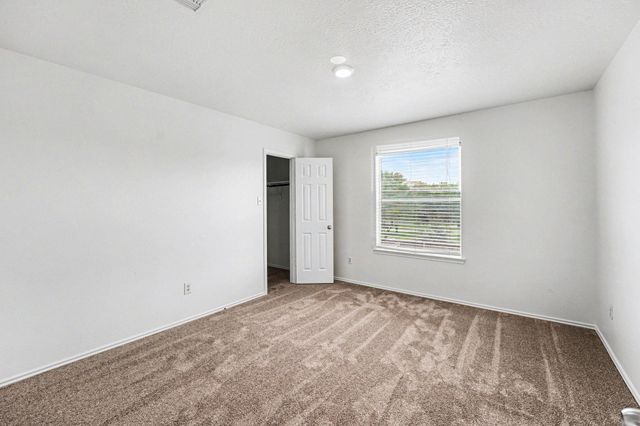 2611 Feather Green Trail, Fresno, TX 77545