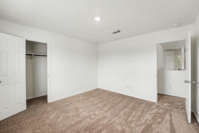 2611 Feather Green Trail, Fresno, TX 77545