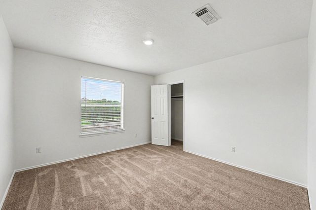 2611 Feather Green Trail, Fresno, TX 77545