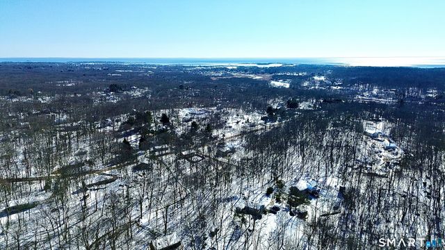 73 Airline Road, Clinton, CT 06413