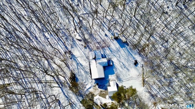 73 Airline Road, Clinton, CT 06413