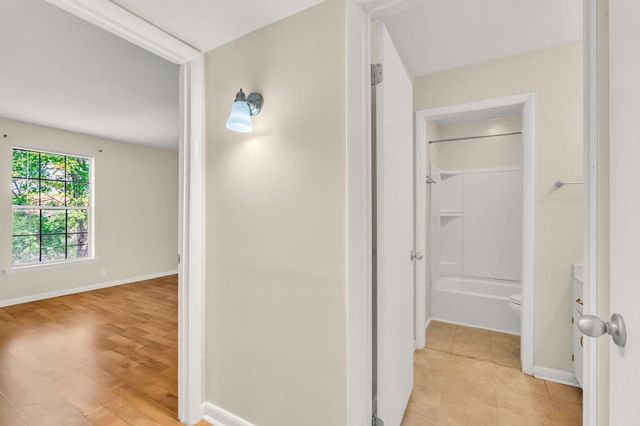 2116 Hobbs Rd Apt N19, Nashville, TN 37215