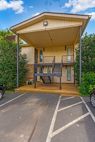 2116 Hobbs Rd Apt N19, Nashville, TN 37215