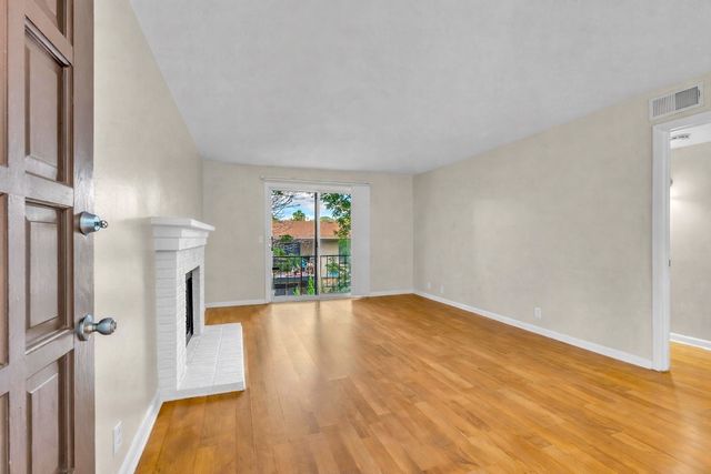 2116 Hobbs Rd Apt N19, Nashville, TN 37215