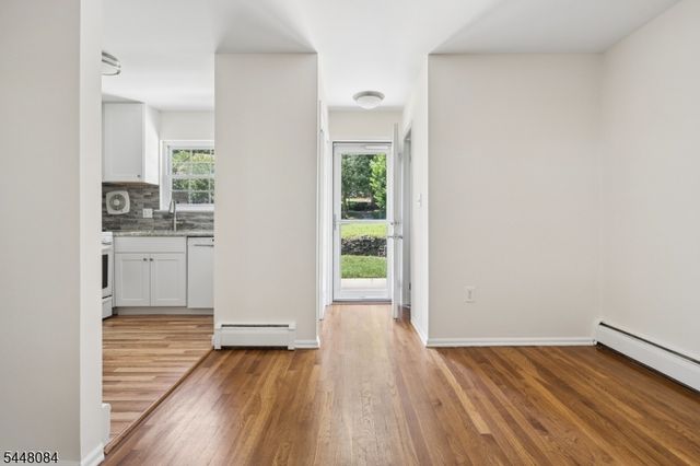 320 South St 16C, Morristown Town, NJ 07960
