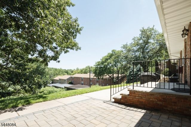 320 South St 16C, Morristown Town, NJ 07960