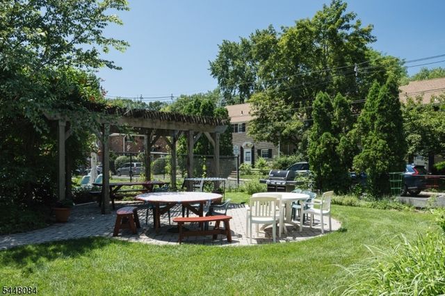 320 South St 16C, Morristown Town, NJ 07960