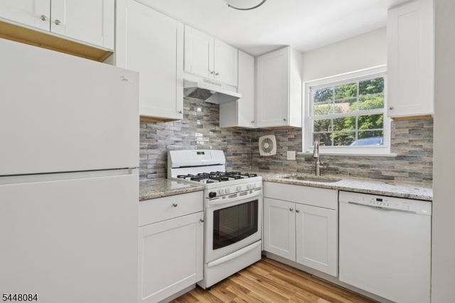 320 South St 16C, Morristown Town, NJ 07960