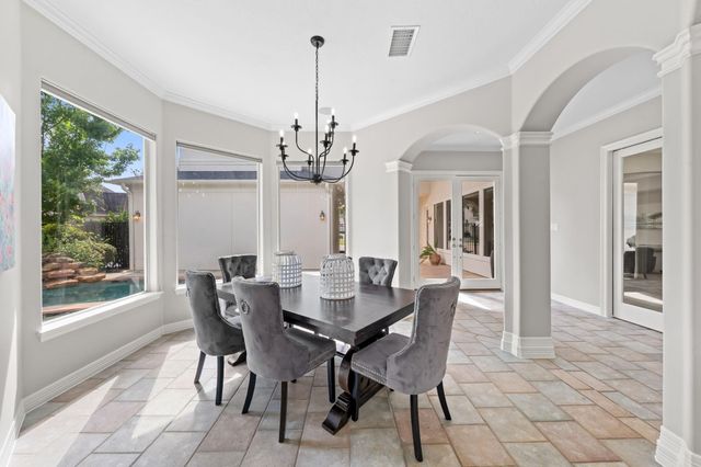 70 Blooming Grove Lane, Houston, TX 77077