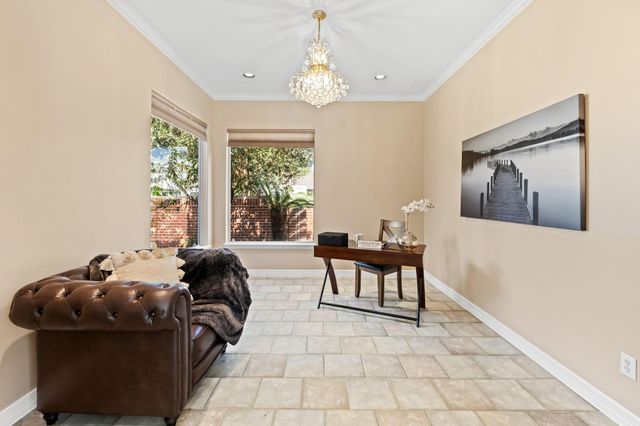 70 Blooming Grove Lane, Houston, TX 77077