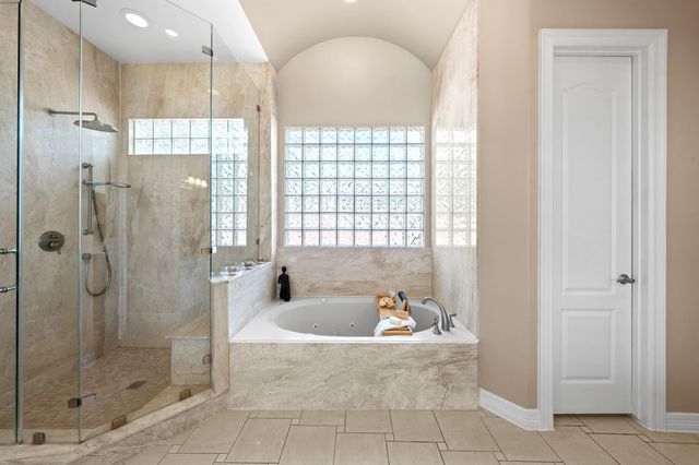 70 Blooming Grove Lane, Houston, TX 77077