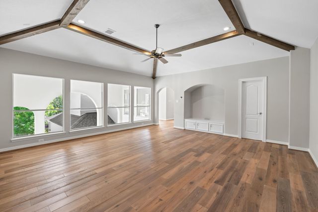 70 Blooming Grove Lane, Houston, TX 77077