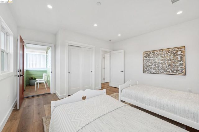 667 & 667A Alcatraz Ave, Oakland, CA 94609