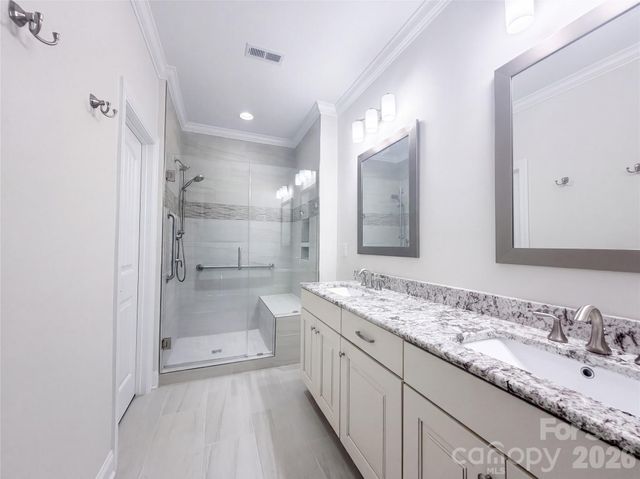 5989 Pier Drive, Denver, NC 28037