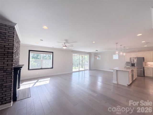 5989 Pier Drive, Denver, NC 28037