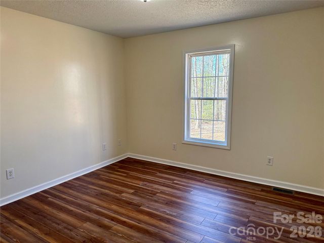 3937 Acron Lane, Maiden, NC 28650