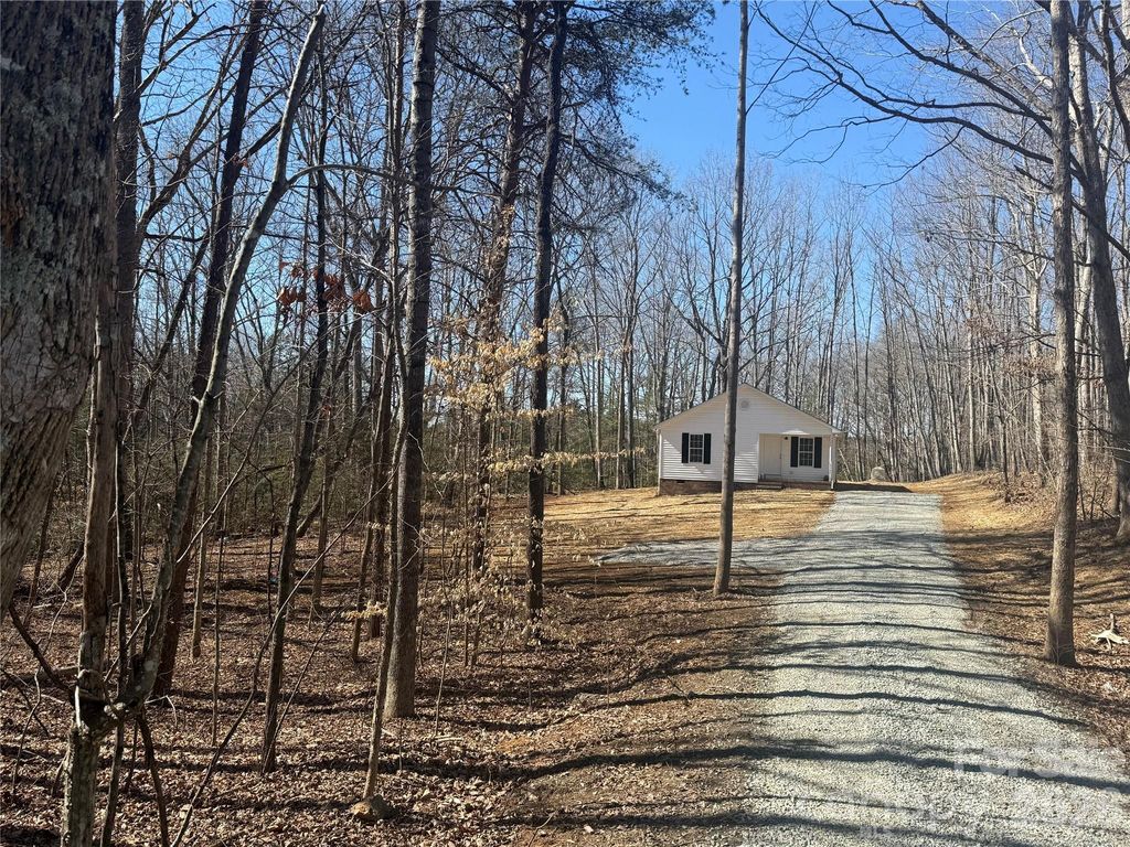 3937 Acron Lane, Maiden, NC 28650