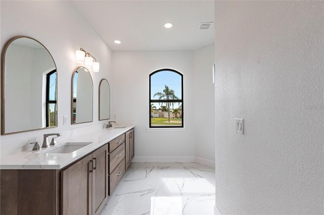 16920 OHARA DRIVE, Port Charlotte, FL 33948