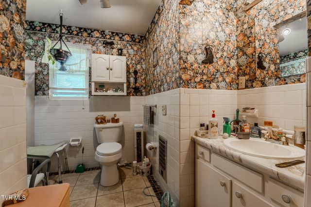 114 Sycamore Drive, Rogersville, TN 37857