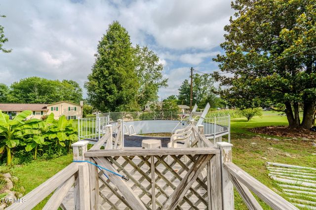 114 Sycamore Drive, Rogersville, TN 37857