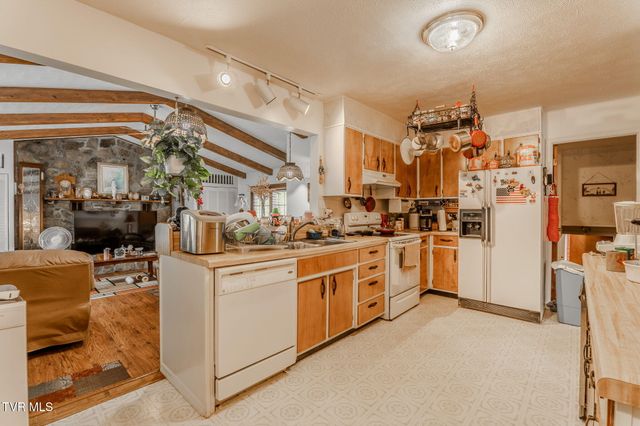 114 Sycamore Drive, Rogersville, TN 37857