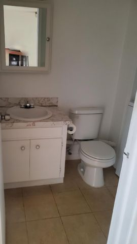 110 Stratford, West Palm Beach, FL 33417