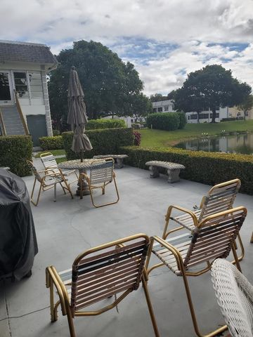 110 Stratford, West Palm Beach, FL 33417